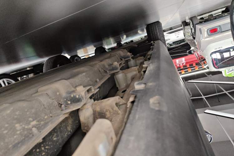 Used Leapmotor T03 2024 310 Comfort Edition Left Side Sill