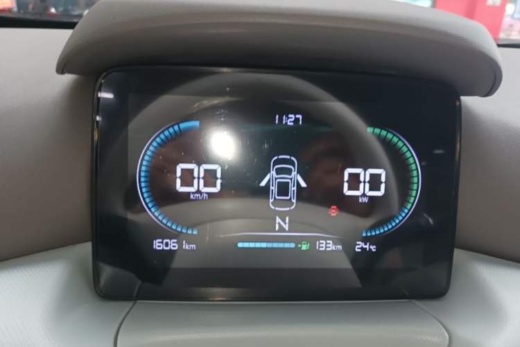 Used Leapmotor T03 2024 310 Comfort Edition Odometer Close Up