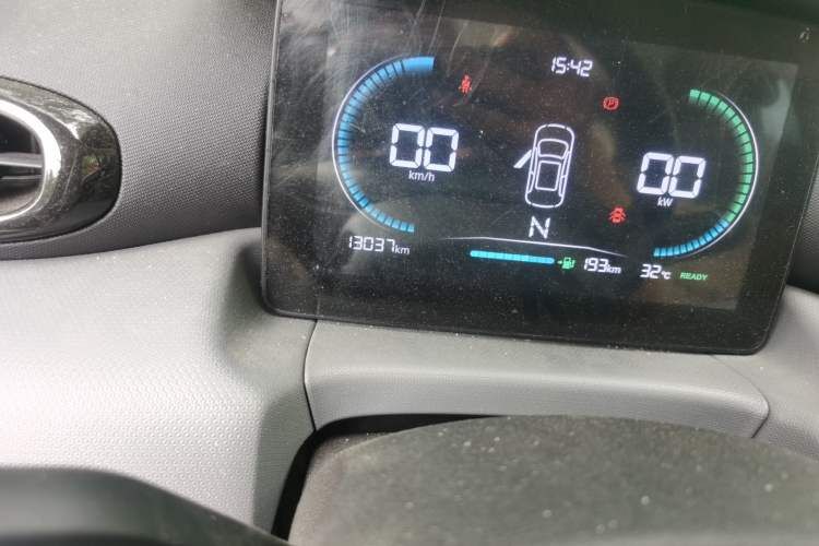 Used Leapmotor T03 2024 310 Comfort Edition Odometer Close Up