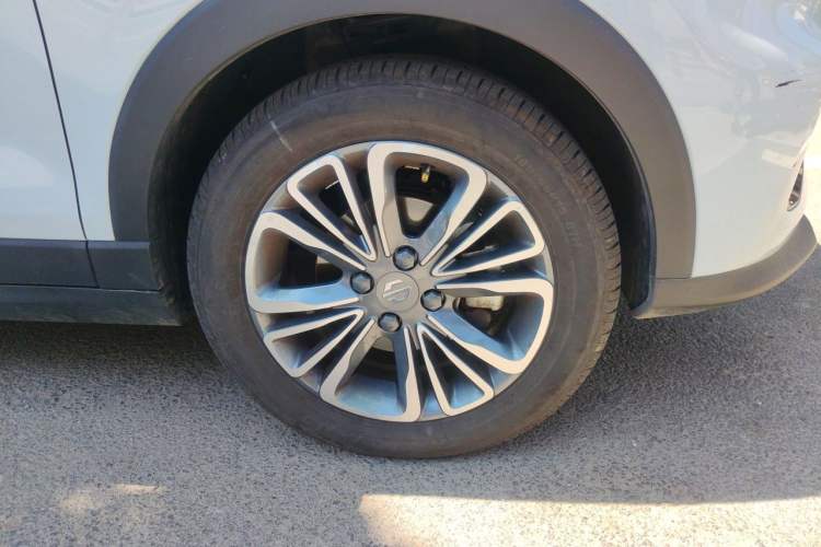 Used Leapmotor T03 2024 310 Comfort Edition Right Front Wheel Hub