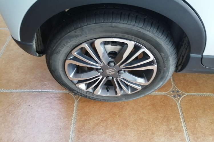 Used Leapmotor T03 2024 310 Comfort Edition Right Rear Wheel Hub