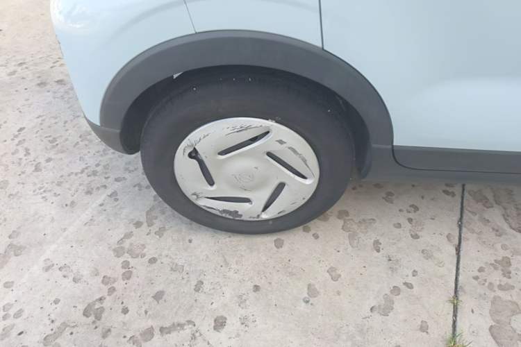 Used Leapmotor T03 2024 200 Lite Edition Right Rear Wheel Hub
