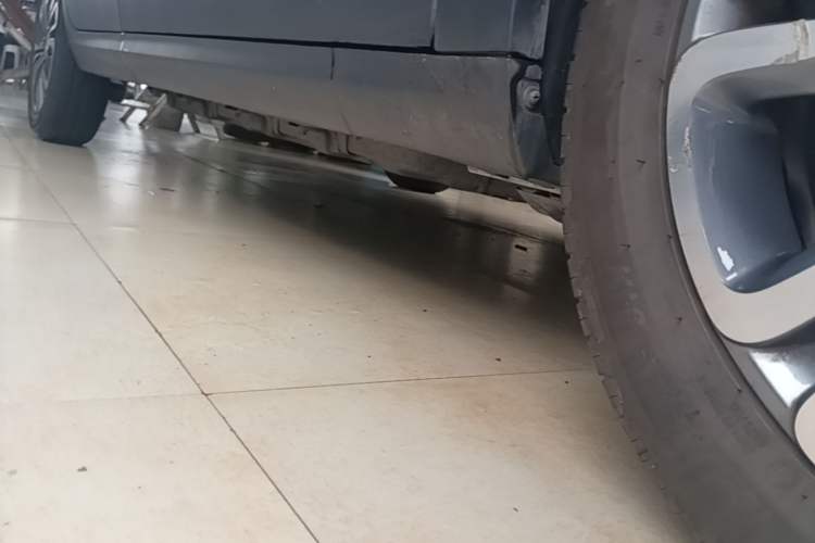 Used Leapmotor T03 2024 403 Comfort Edition Right Side Sill