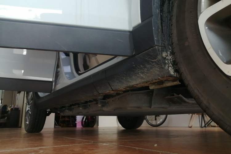 Used Leapmotor T03 2024 310 Comfort Edition Right Side Sill