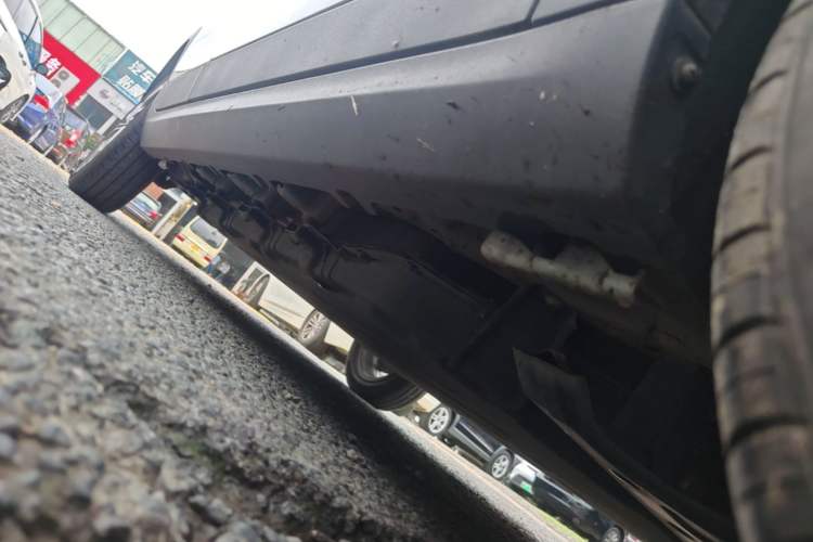 Used Leapmotor T03 2024 310 Comfort Edition Right Side Sill