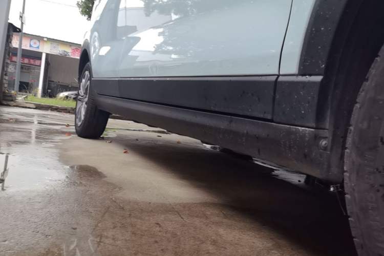 Used Leapmotor T03 2024 310 Comfort Edition Right Side Sill