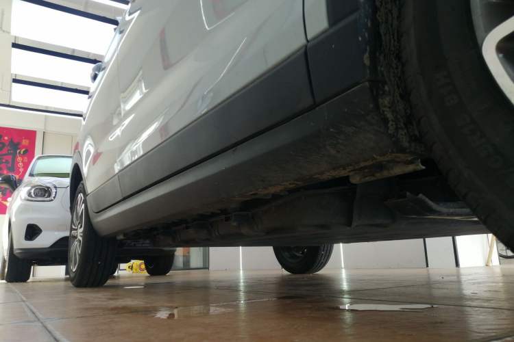 Used Leapmotor T03 2024 310 Comfort Edition Right Side Sill