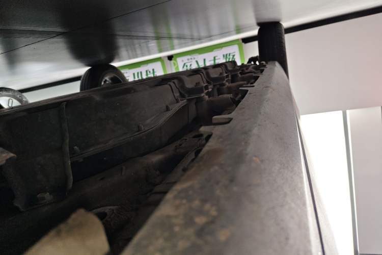 Used Leapmotor T03 2024 310 Comfort Edition Right Side Sill