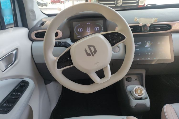 Used Leapmotor T03 2024 200 Lite Edition Steering Wheel