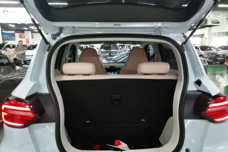 Used Leapmotor T03 2024 310 Comfort Edition Trunk