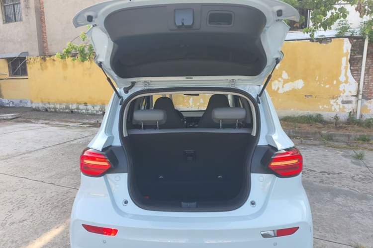 Used Leapmotor T03 2024 200 Lite Edition Trunk