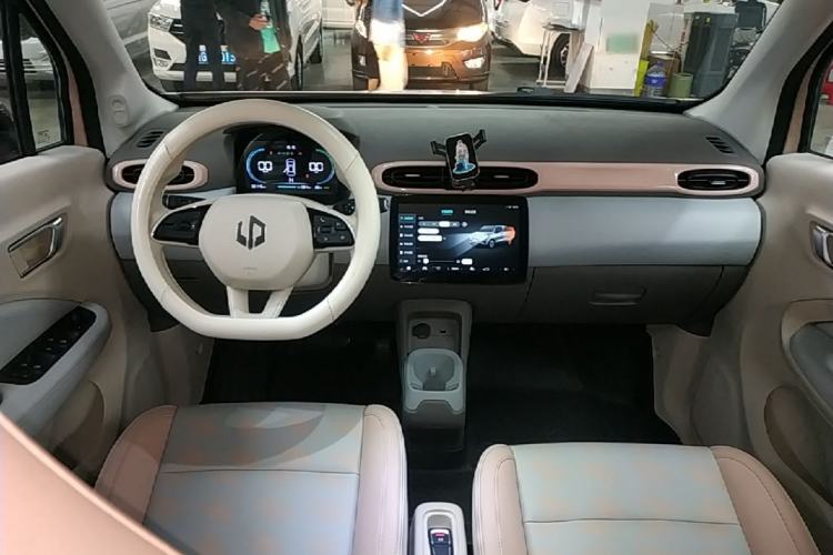 Used Leapmotor T03 2024 310 Comfort Edition Center Console