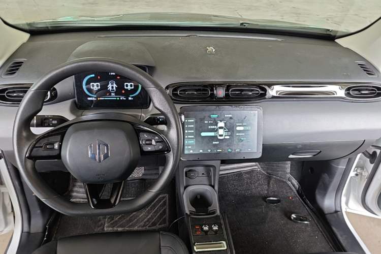 Used Leapmotor T03 2024 310 Comfort Edition Center Console