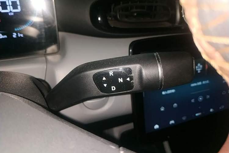 Used Leapmotor T03 2024 200 Lite Edition Gear Lever