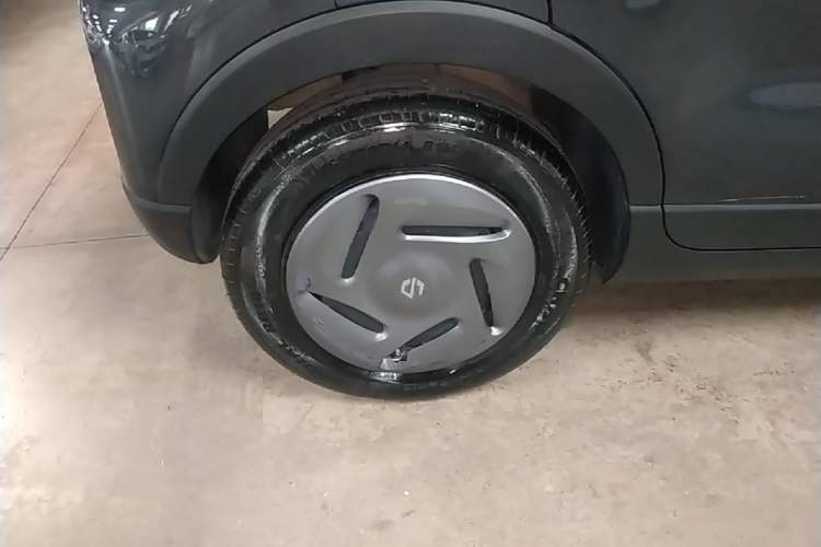 Used Leapmotor T03 2024 200 Lite Edition Right Rear Wheel Hub