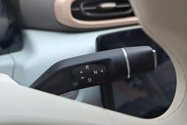 Used Leapmotor T03 2024 310 Comfort Edition Gear Lever