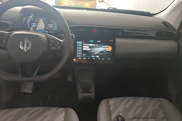 Used Leapmotor T03 2024 403 Comfort Edition Audio And AC Panel
