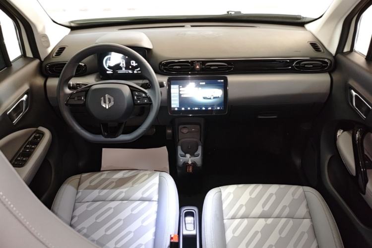 Used Leapmotor T03 2024 310 Comfort Edition Center Console