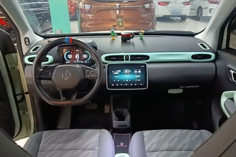 Used Leapmotor T03 2024 310 Comfort Edition Center Console