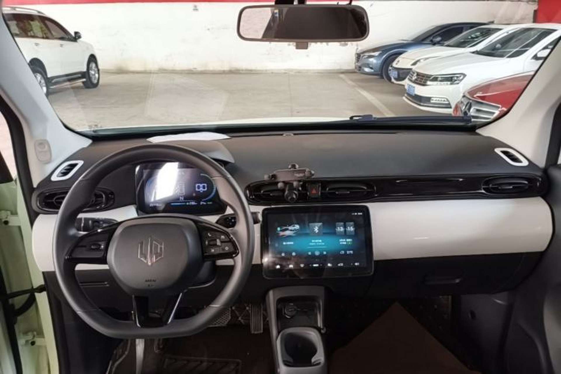 Used Leapmotor T03 2024 403 Comfort Edition Center Console