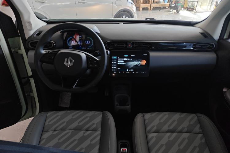 Used Leapmotor T03 2024 403 Comfort Edition Center Console