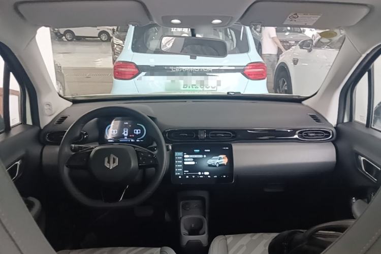 Used Leapmotor T03 2024 403 Comfort Edition Center Console