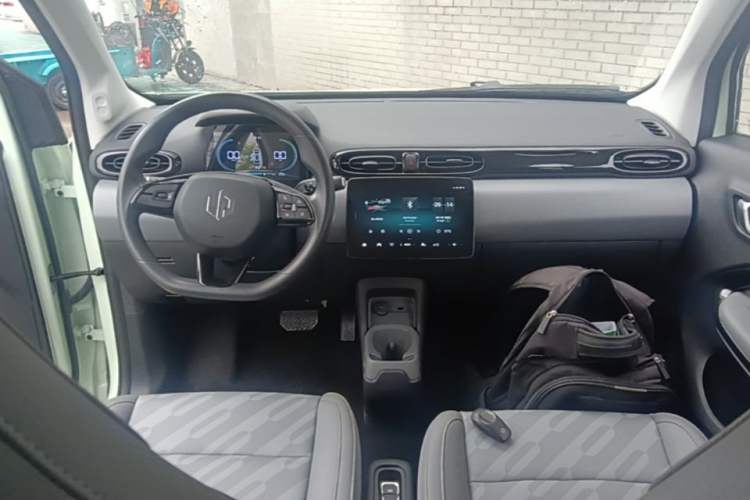 Used Leapmotor T03 2024 403 Comfort Edition Center Console