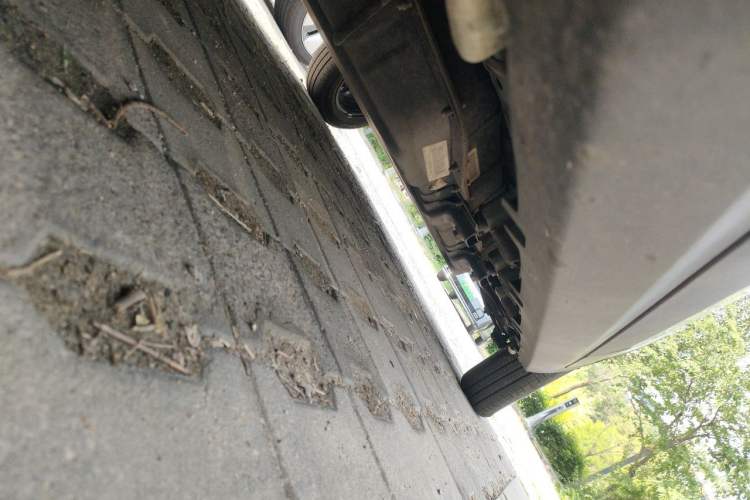 Used Leapmotor T03 2024 200 Lite Edition Chassis Front Left