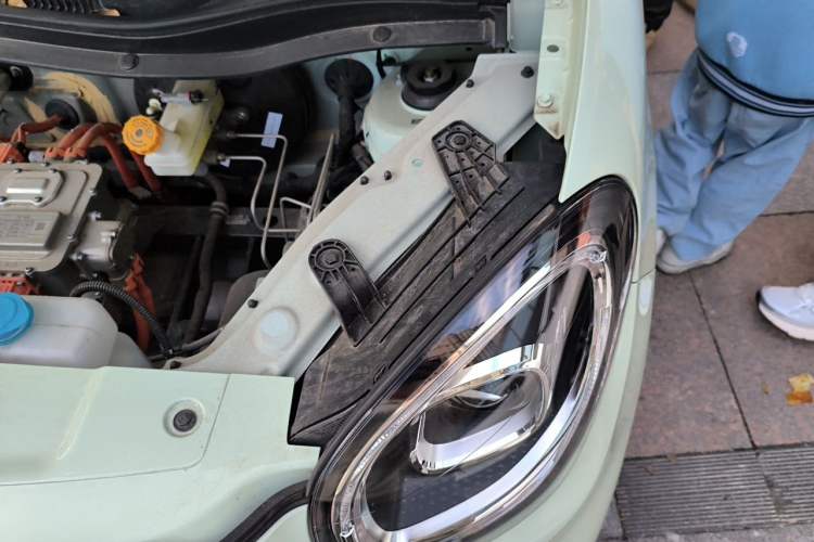 Used Leapmotor T03 2024 310 Comfort Edition Engine Bay Left