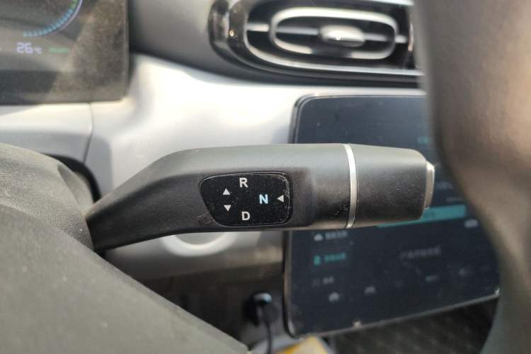 Used Leapmotor T03 2024 200 Lite Edition Gear Lever