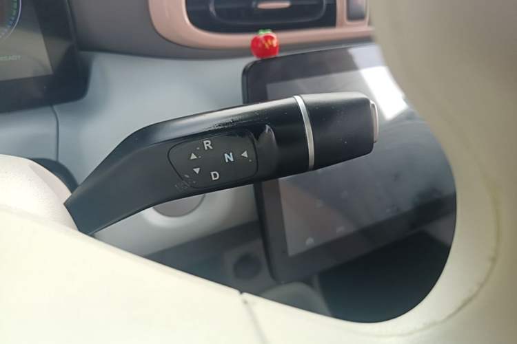 Used Leapmotor T03 2024 310 Comfort Edition Gear Lever