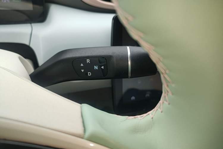 Used Leapmotor T03 2024 310 Comfort Edition Gear Lever