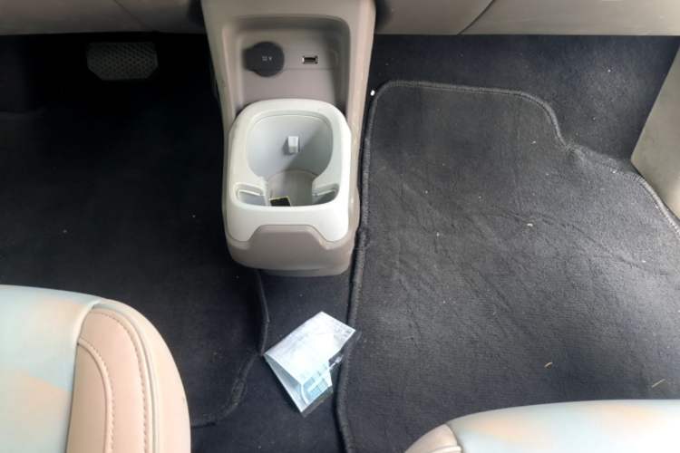Used Leapmotor T03 2024 310 Comfort Edition Gear Lever