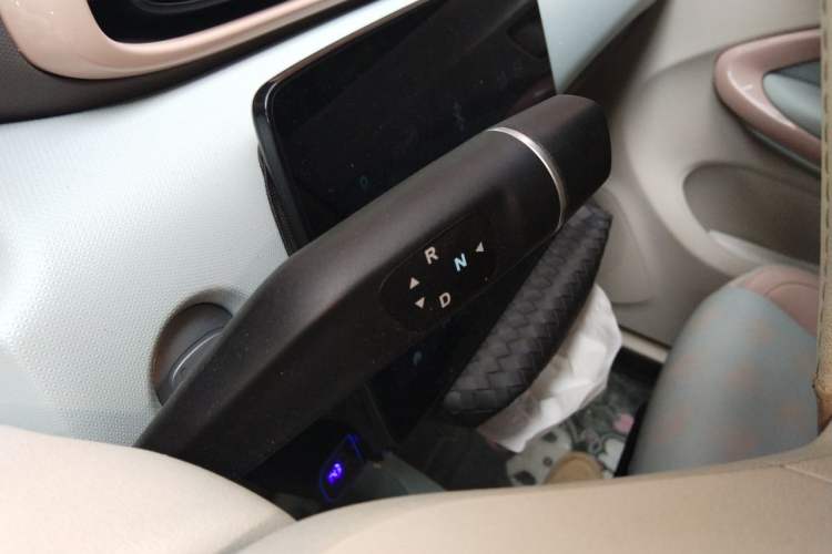 Used Leapmotor T03 2024 310 Comfort Edition Gear Lever