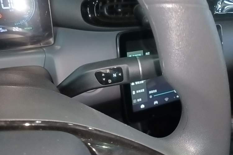 Used Leapmotor T03 2024 403 Comfort Edition Gear Lever