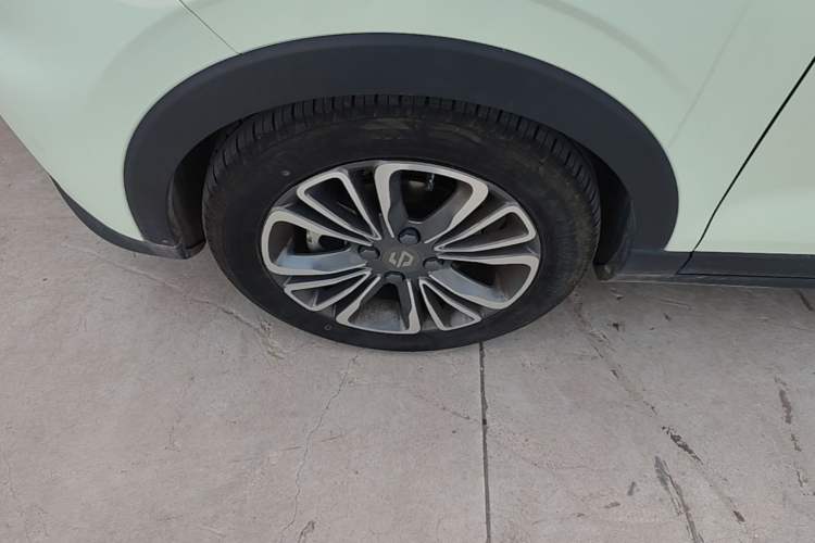 Used Leapmotor T03 2024 403 Comfort Edition Left Front Wheel Hub