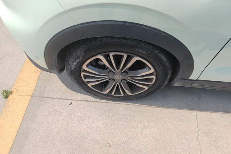 Used Leapmotor T03 2024 403 Comfort Edition Left Front Wheel Hub