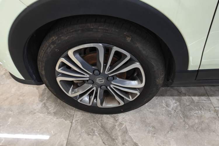 Used Leapmotor T03 2024 403 Comfort Edition Left Front Wheel Hub