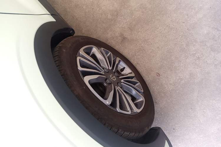 Used Leapmotor T03 2024 403 Comfort Edition Left Front Wheel Hub