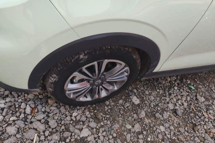 Used Leapmotor T03 2024 403 Comfort Edition Left Front Wheel Hub