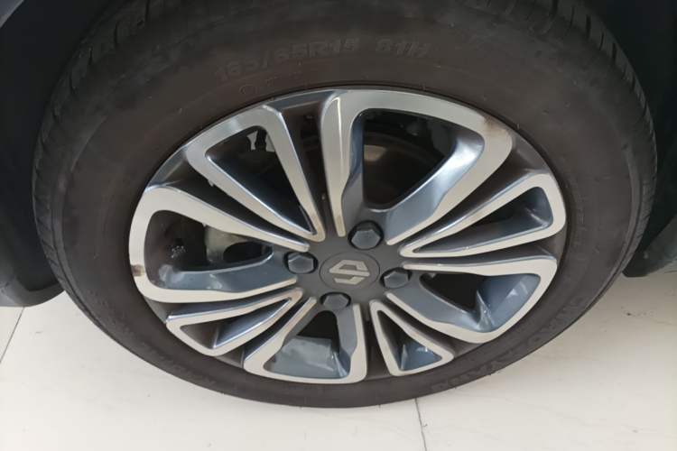 Used Leapmotor T03 2024 403 Comfort Edition Left Front Wheel Hub