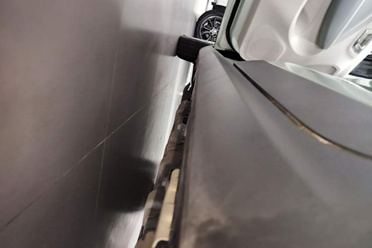 Used Leapmotor T03 2024 403 Comfort Edition Left Side Sill