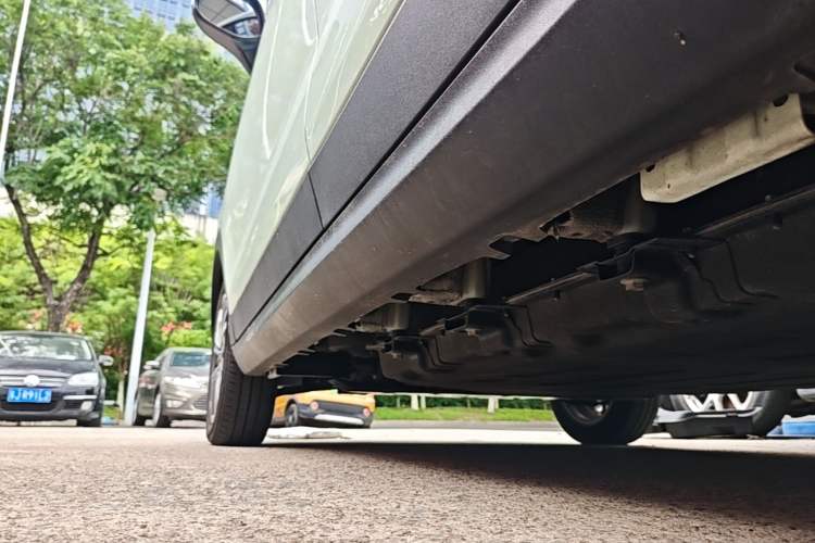 Used Leapmotor T03 2024 310 Comfort Edition Left Side Sill