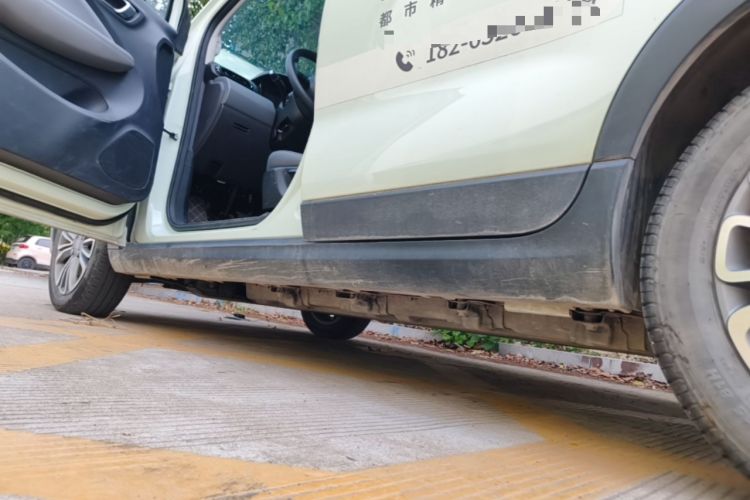 Used Leapmotor T03 2024 403 Comfort Edition Left Side Sill