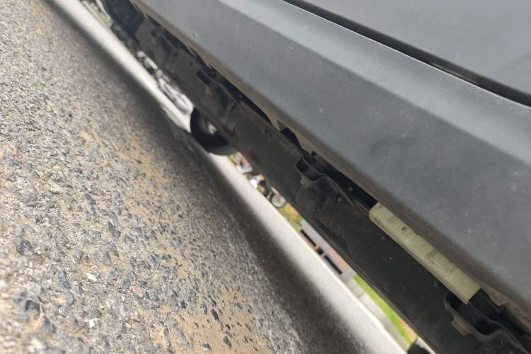 Used Leapmotor T03 2024 310 Comfort Edition Left Side Sill