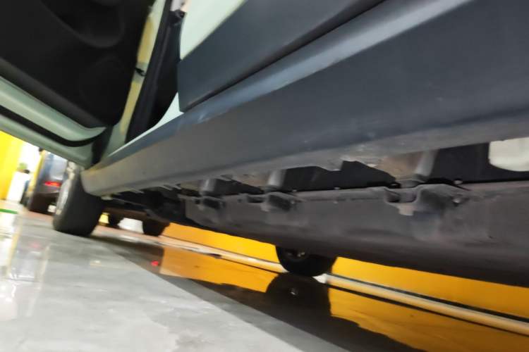 Used Leapmotor T03 2024 403 Comfort Edition Left Side Sill