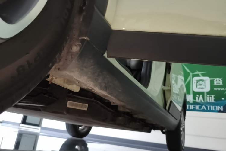 Used Leapmotor T03 2024 403 Comfort Edition Left Side Sill