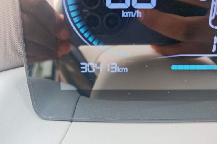 Used Leapmotor T03 2024 403 Comfort Edition Odometer Close Up