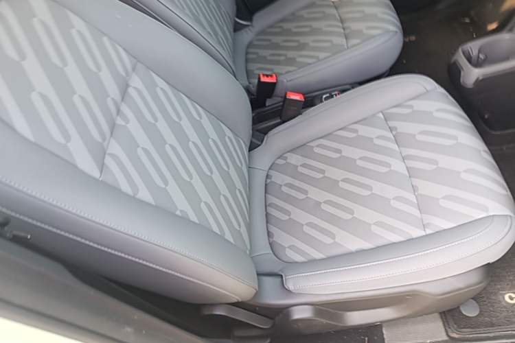 Used Leapmotor T03 2024 403 Comfort Edition Right Front Seat