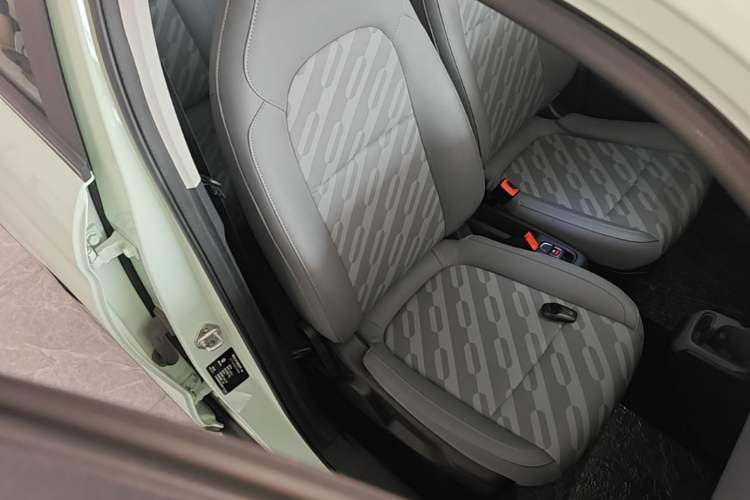 Used Leapmotor T03 2024 403 Comfort Edition Right Front Seat